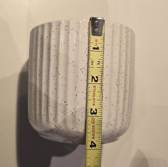 Ceramic Plant Pots (2) - Picture 9 of 9